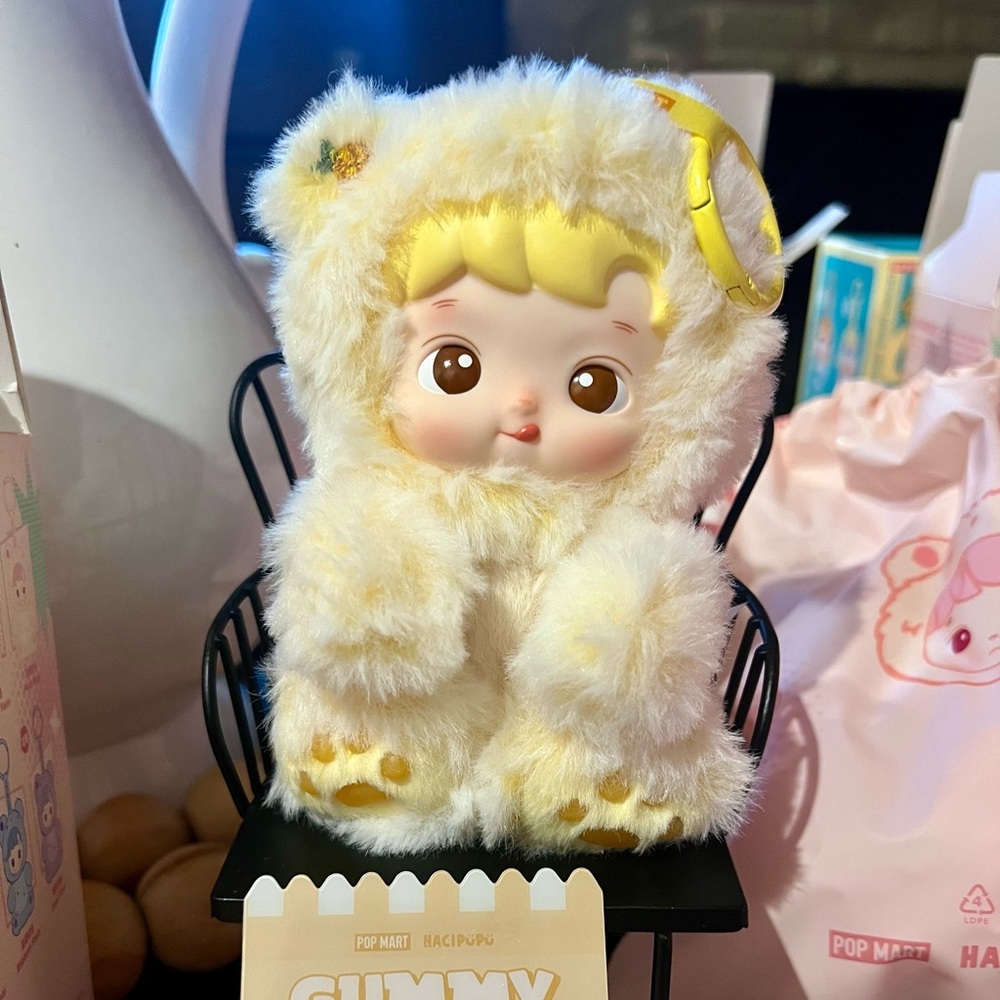 Popmart Hacipupu gummy bears series vinyl pineapple flavor plush pendant